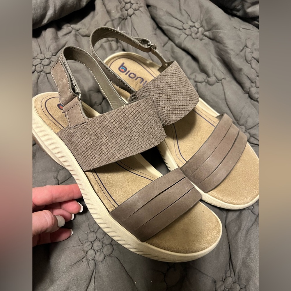 Bionica Sandals